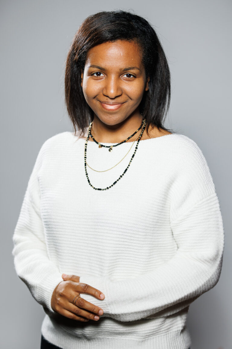 Esther MALO
